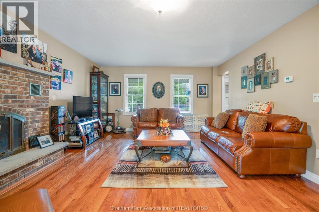 30 Orangewood Boulevard Property Photo 19
