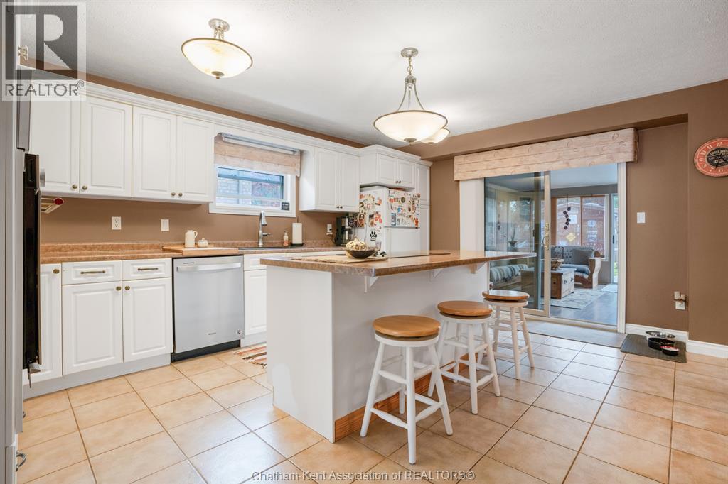 30 Orangewood Boulevard Property Photo 21