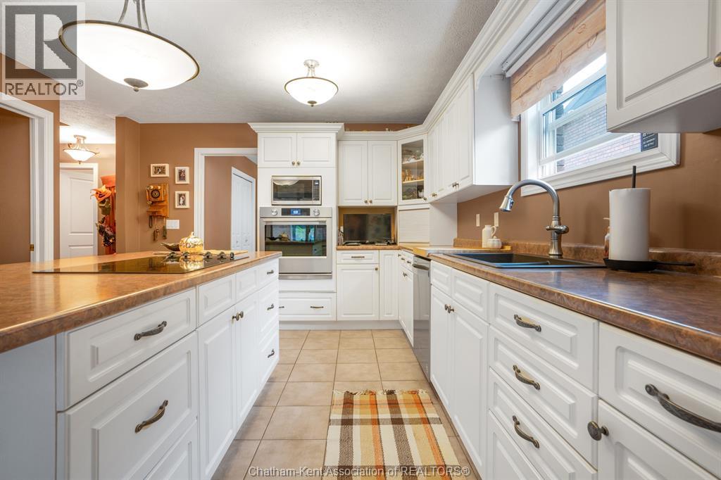 30 Orangewood Boulevard Property Photo 25
