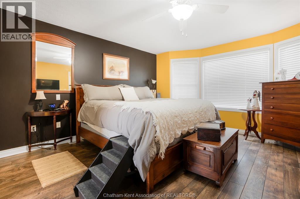 30 Orangewood Boulevard Property Photo 35