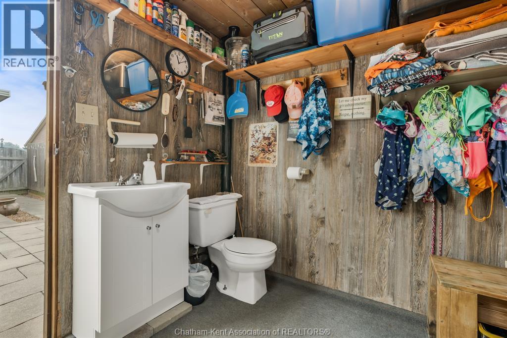 30 Orangewood Boulevard Property Photo 47