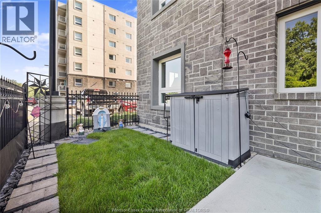 1611 Banwell Road Unit# 120 Property Photo 26