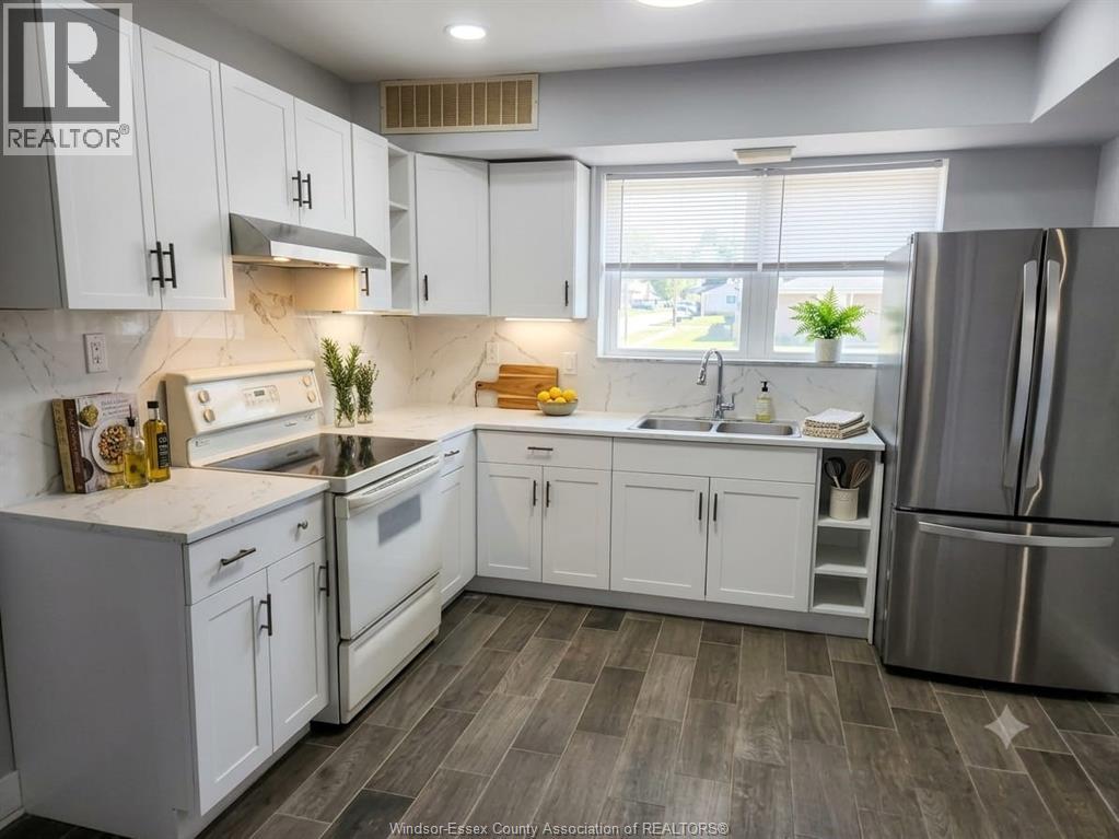 646 Piche Property Photo 3