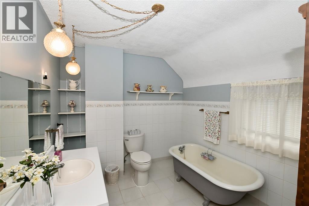 118 Parker Street Property Photo 28