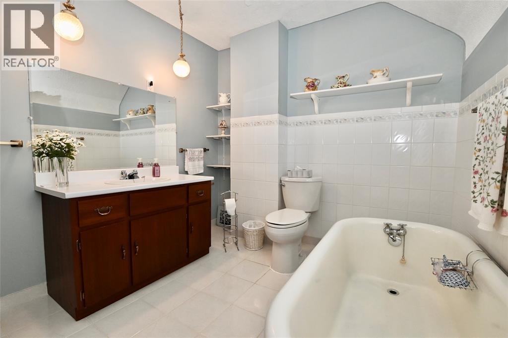 118 Parker Street Property Photo 30