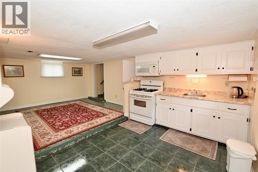 118 Parker Street Property Photo 34