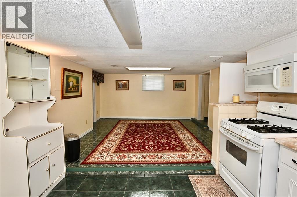 118 Parker Street Property Photo 37