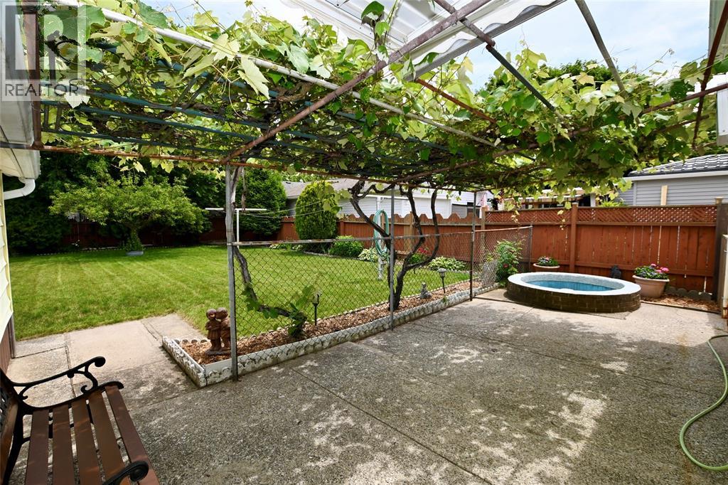 118 Parker Street Property Photo 45