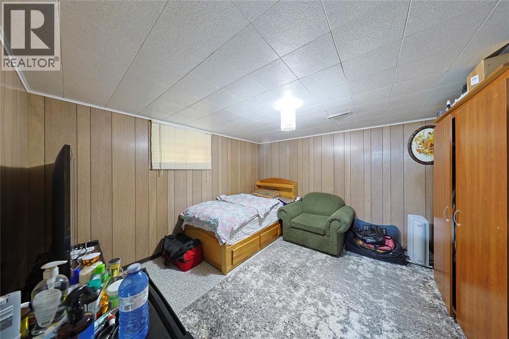 880 Champlain Road Property Photo 18