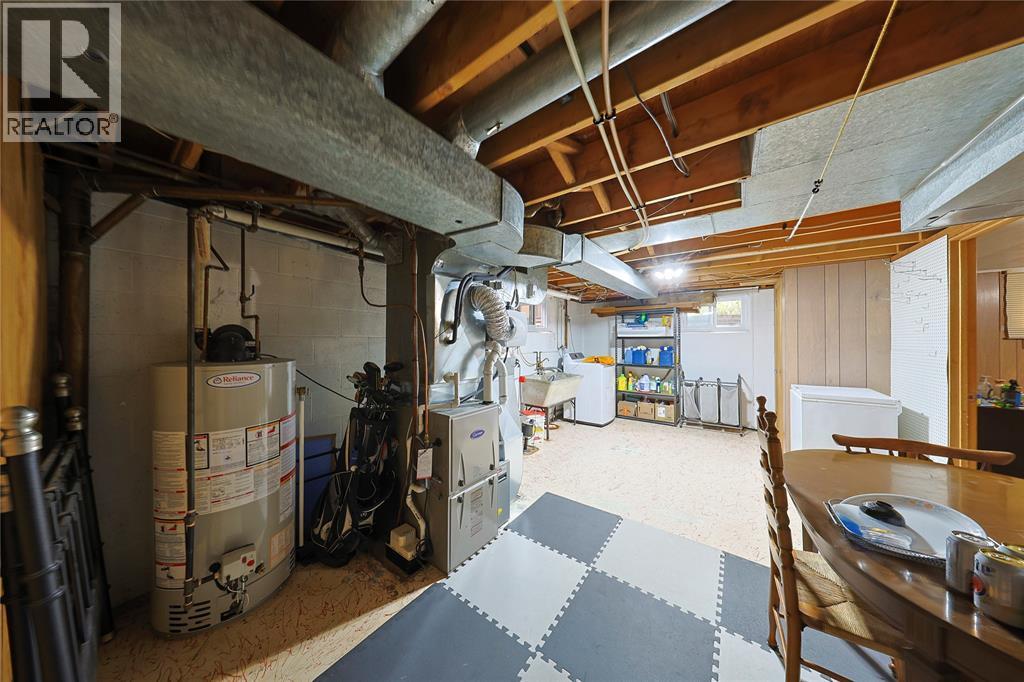 880 Champlain Road Property Photo 23