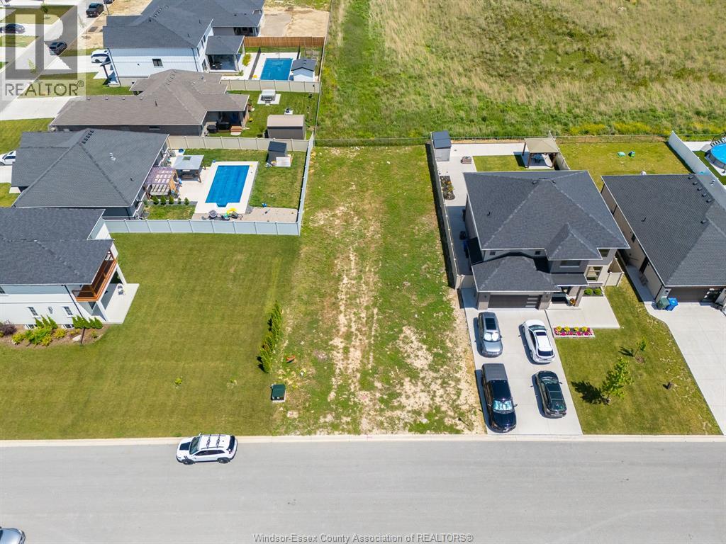 122 Davis Property Photo 8
