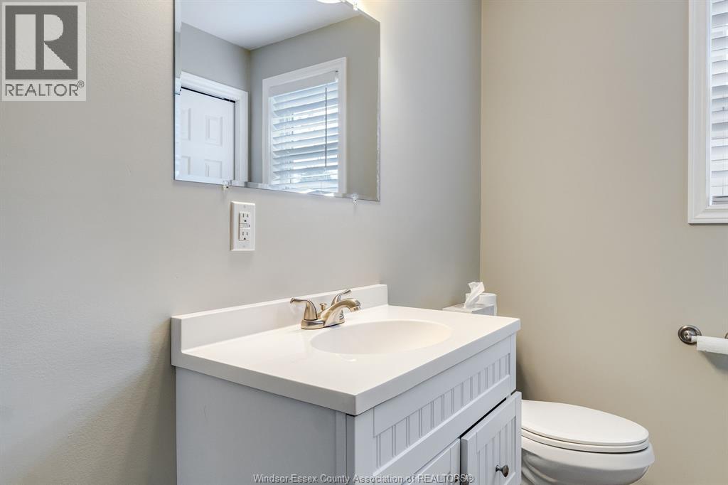 145 Dana Property Photo 16