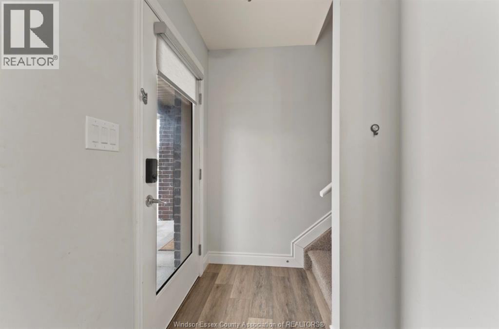 204 Beechwood Unit# 2 Property Photo 2