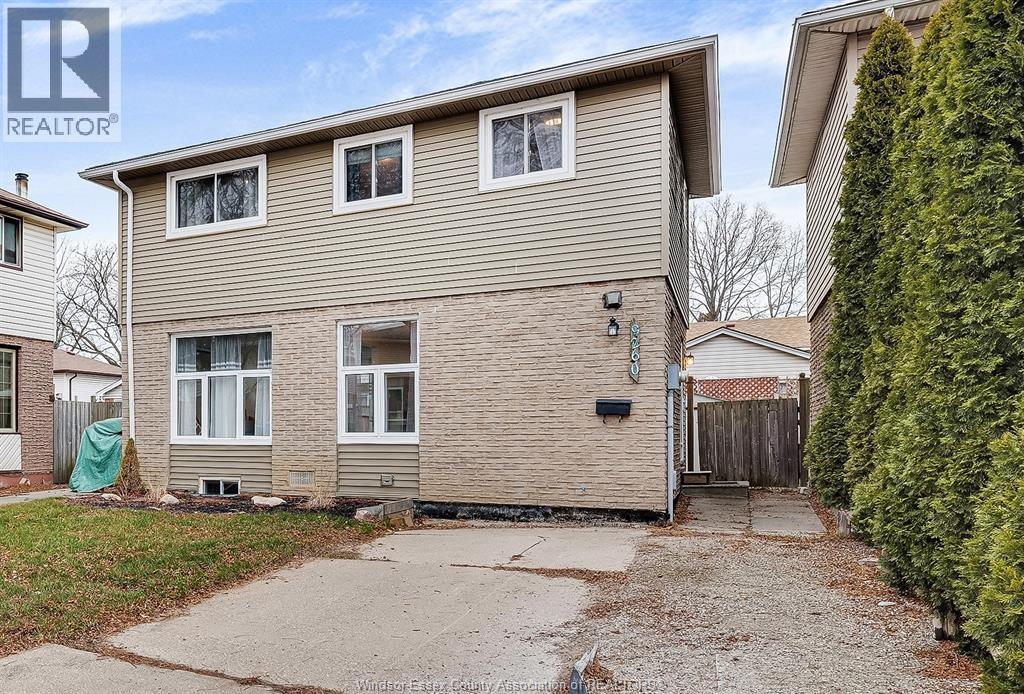 9260 Arncliffe Court Property Photo 1