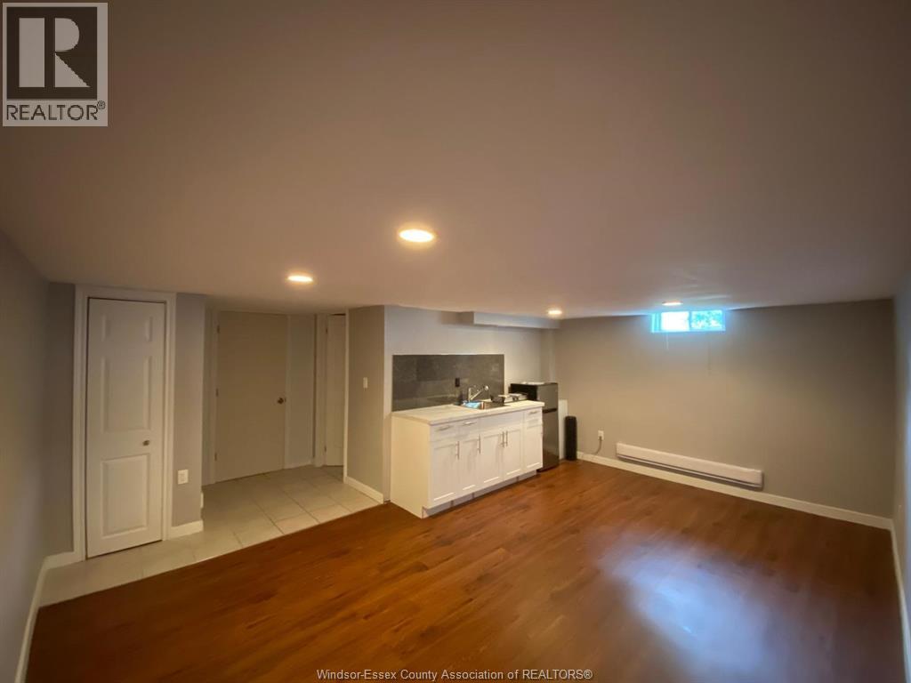 9260 Arncliffe Court Property Photo 4