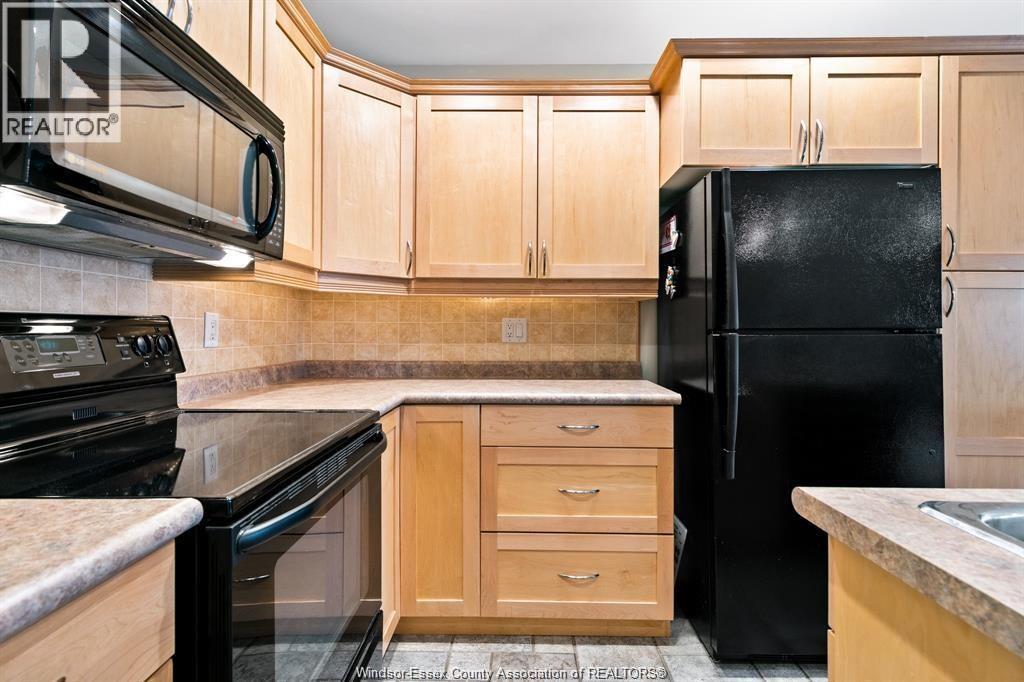 6085 Natalie Court Property Photo 7