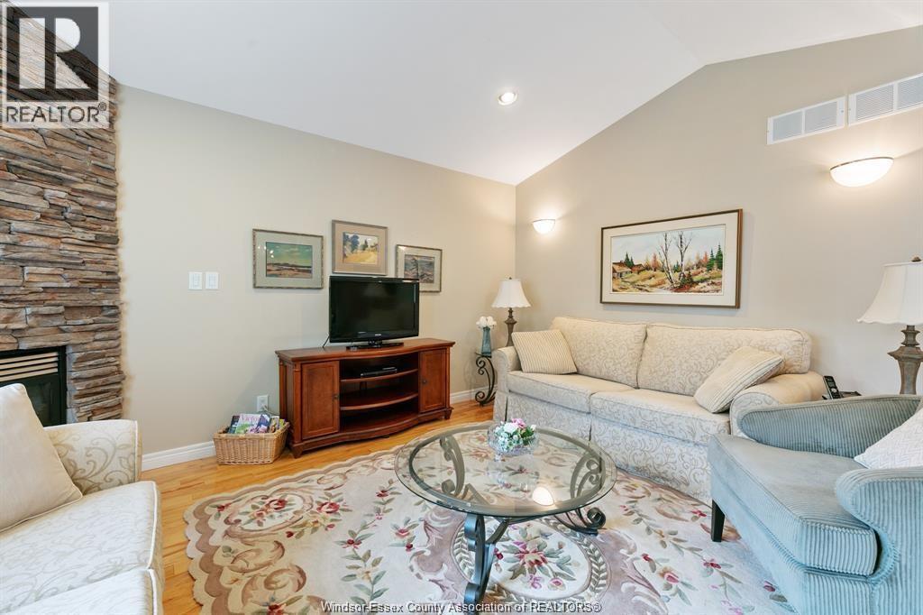 6085 Natalie Court Property Photo 15