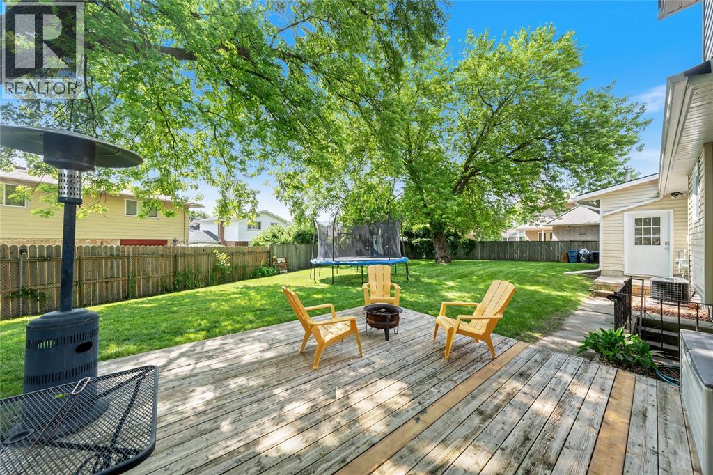 1121 Arlington Court Property Photo 25