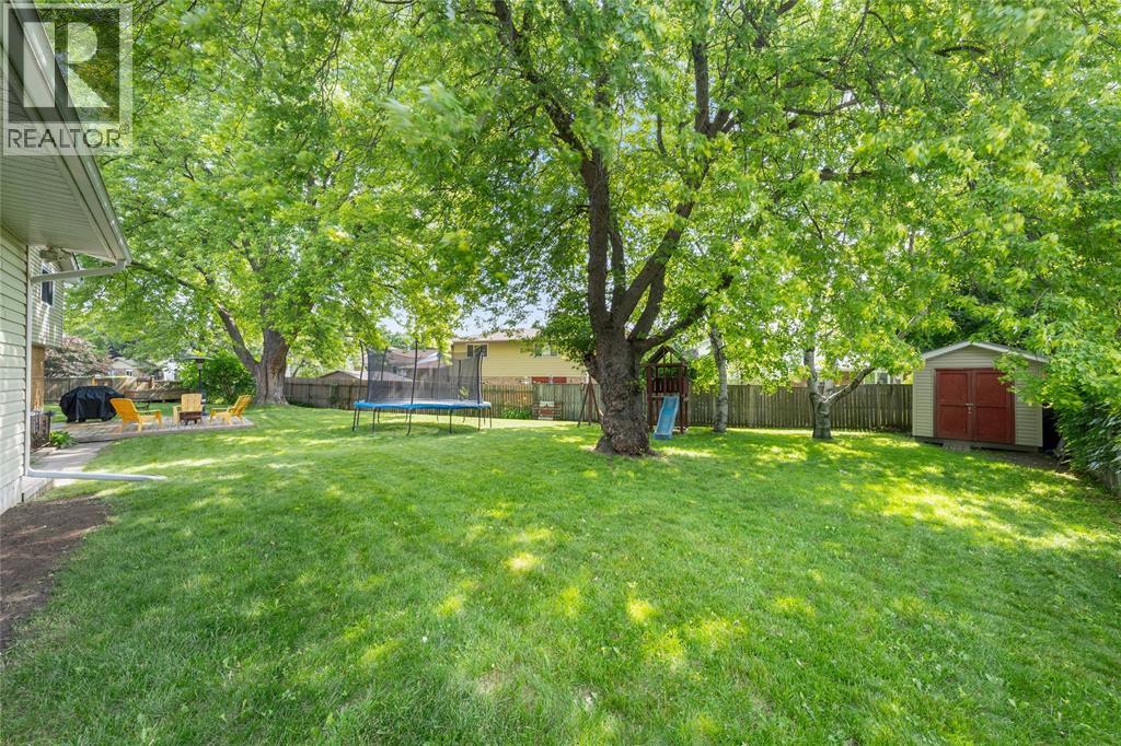 1121 Arlington Court Property Photo 30