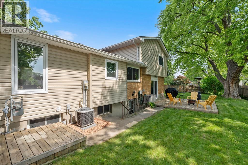 1121 Arlington Court Property Photo 31