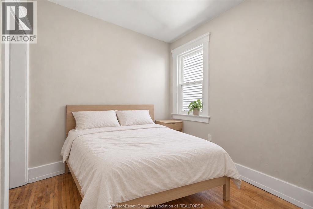 1107 Pelissier Street Property Photo 7