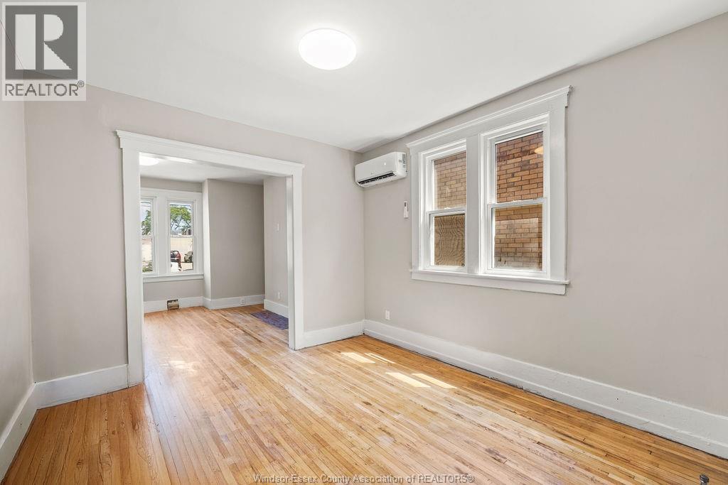 1107 Pelissier Street Property Photo 9