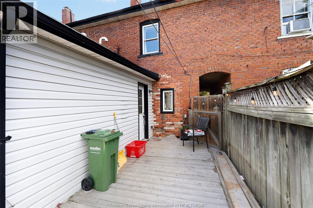 1092 Monmouth Road Property Photo 26