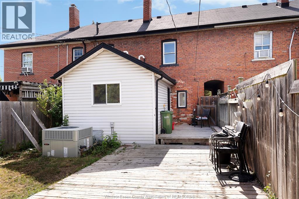 1092 Monmouth Road Property Photo 27