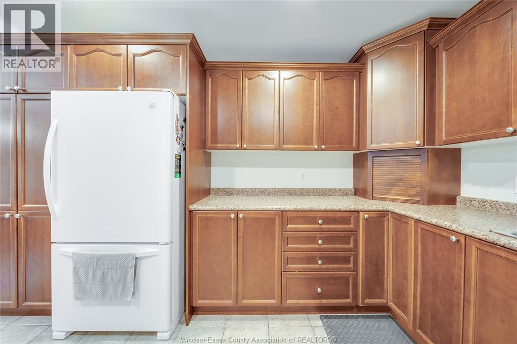 1971 Luxury Avenue Property Photo 17