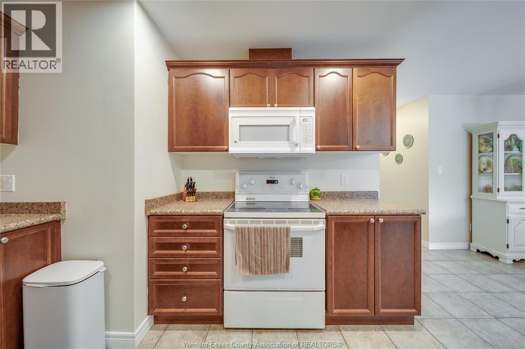 1971 Luxury Avenue Property Photo 18