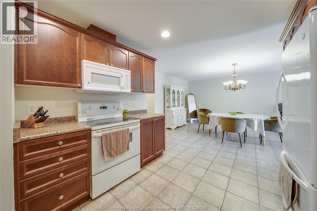1971 Luxury Avenue Property Photo 19
