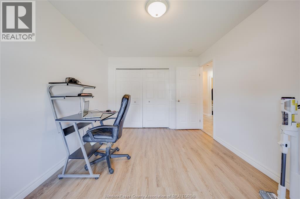 1971 Luxury Avenue Property Photo 21