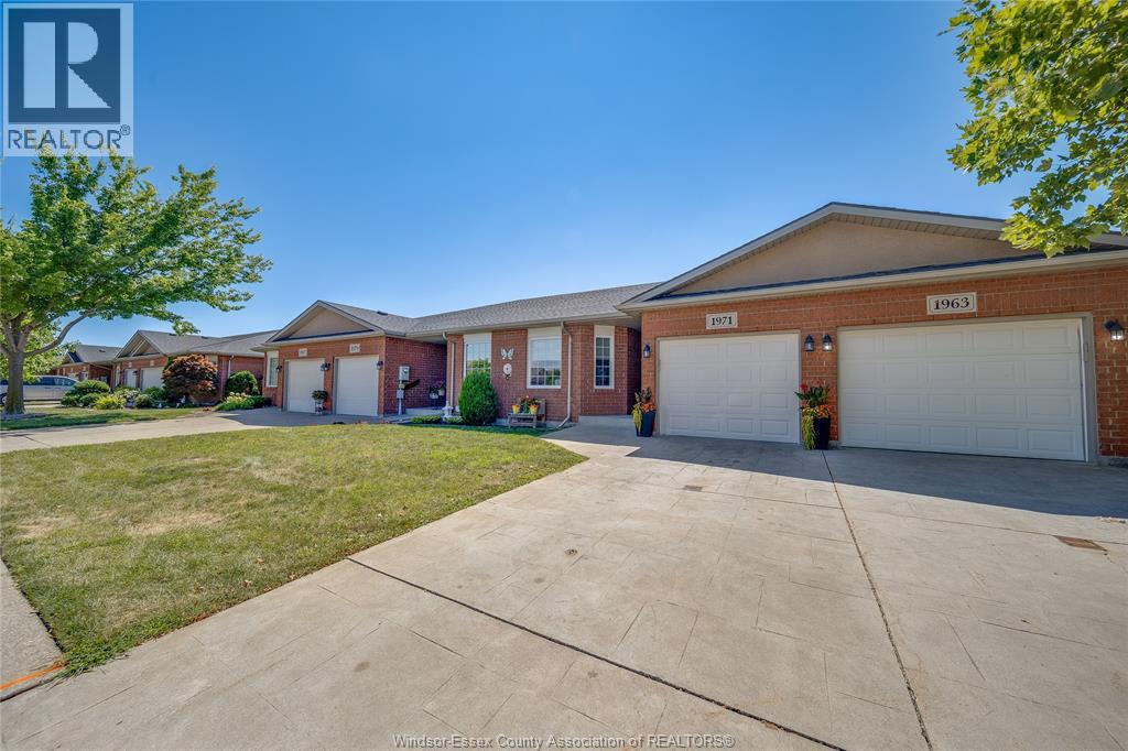 1971 Luxury Avenue Property Photo 43