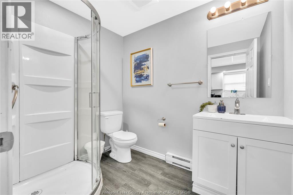 1574 Howard Avenue Property Photo 9
