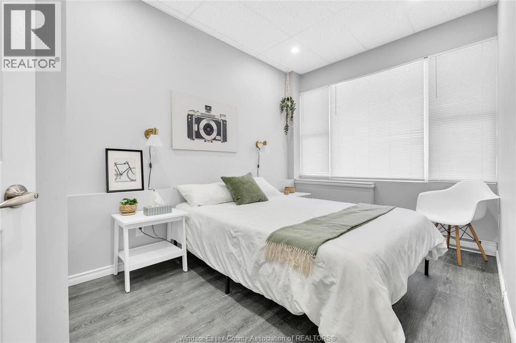 1574 Howard Avenue Property Photo 15