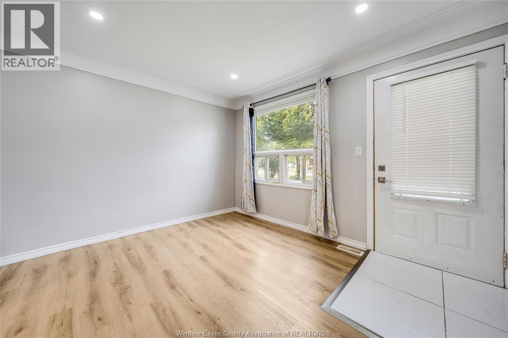 526 Lesperance Property Photo 9