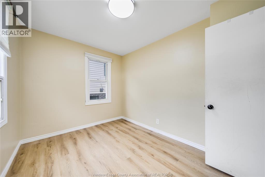 526 Lesperance Property Photo 17