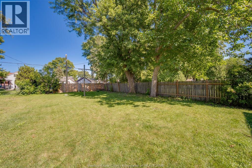 526 Lesperance Property Photo 27
