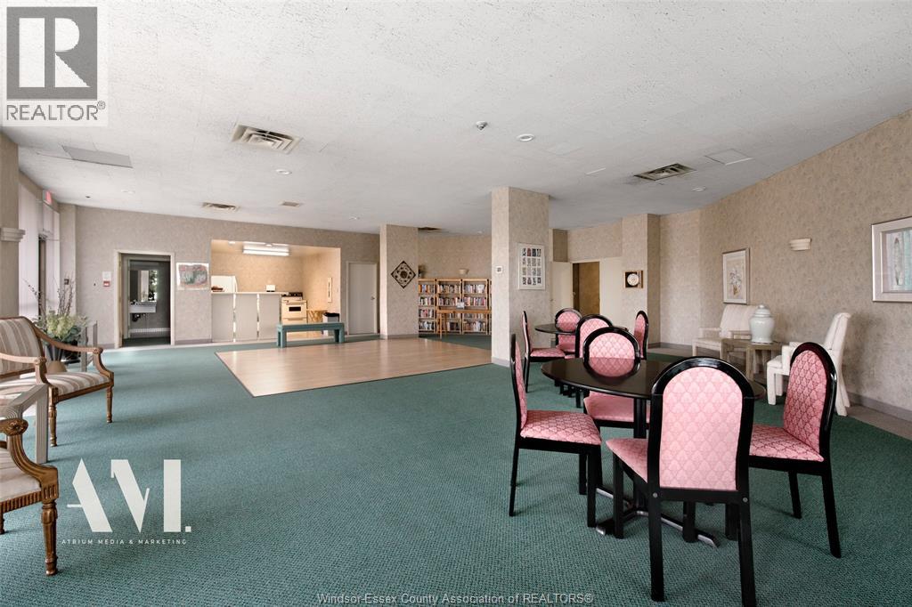 5151 Riverside Drive E Property Photo 3