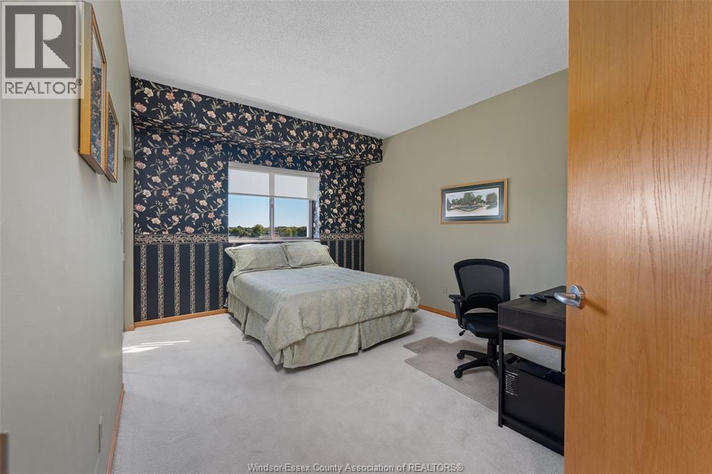 5151 Riverside Drive E Property Photo 19