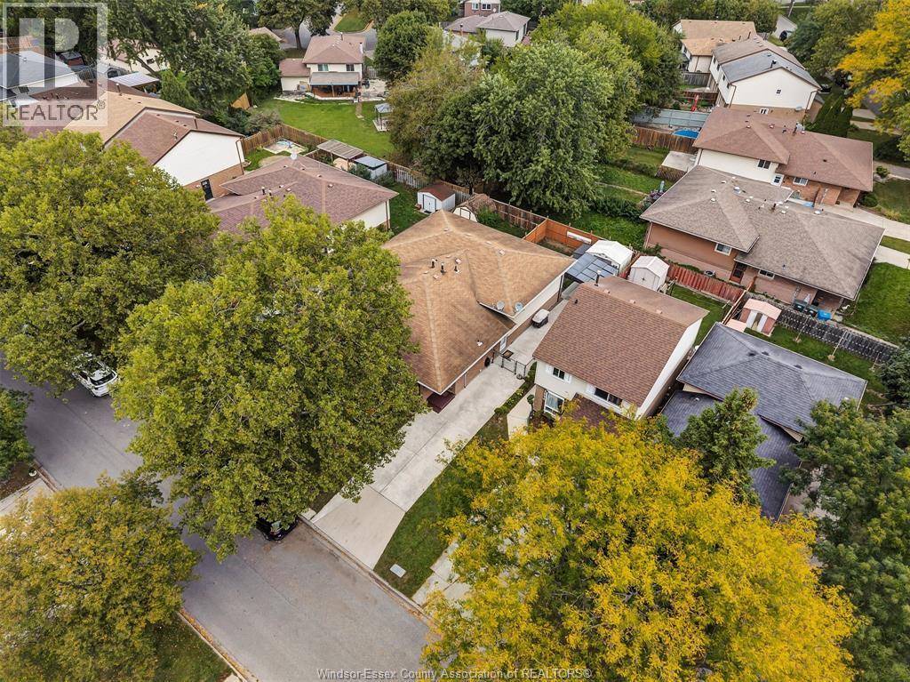 3090 Fairlane Crescent Property Photo 32