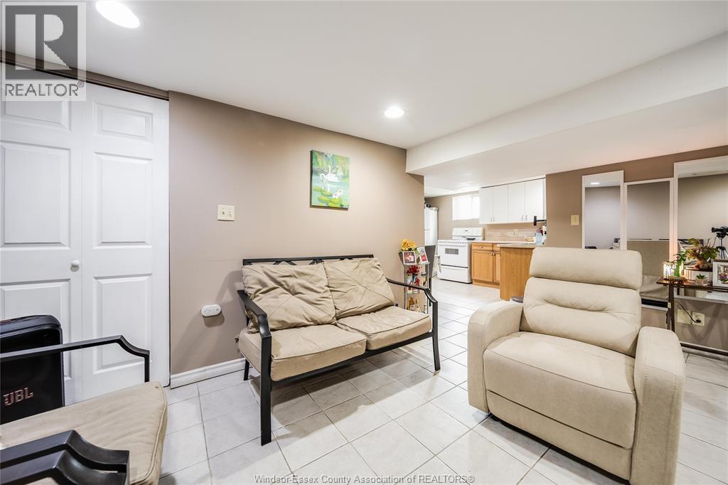 2075 Ottawa Street Property Photo 16