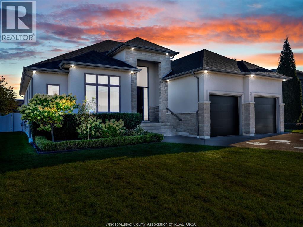 211 Robson Property Photo 1