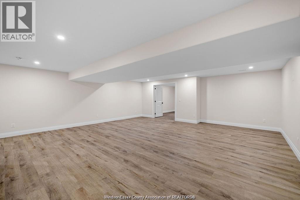 7558 Silverleaf Lane Property Photo 29