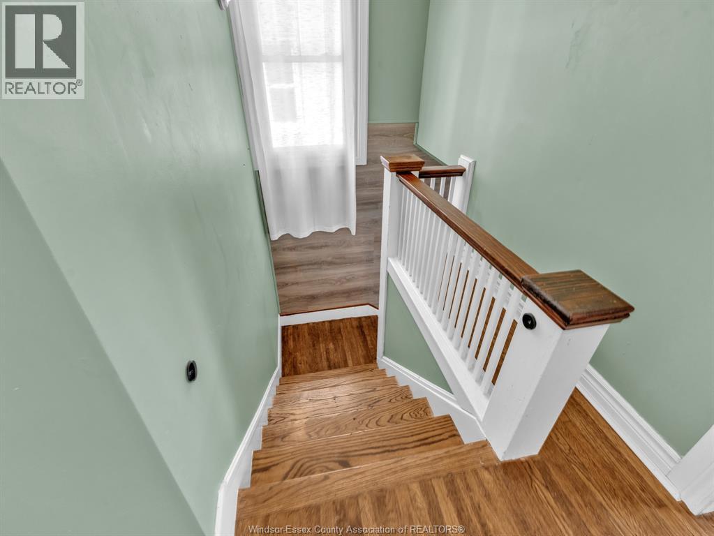 172 Giles Boulevard Property Photo 30