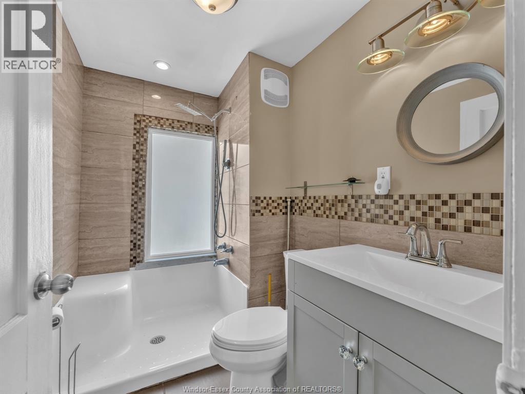 172 Giles Boulevard Property Photo 37