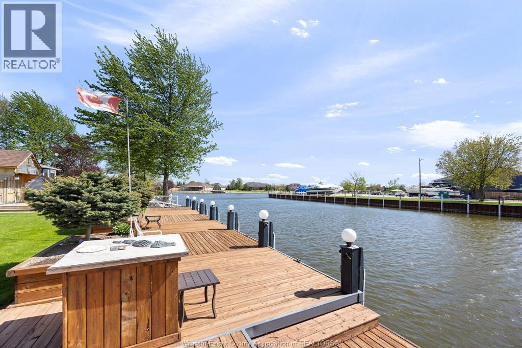 19079 Blue Water Avenue Property Photo 2