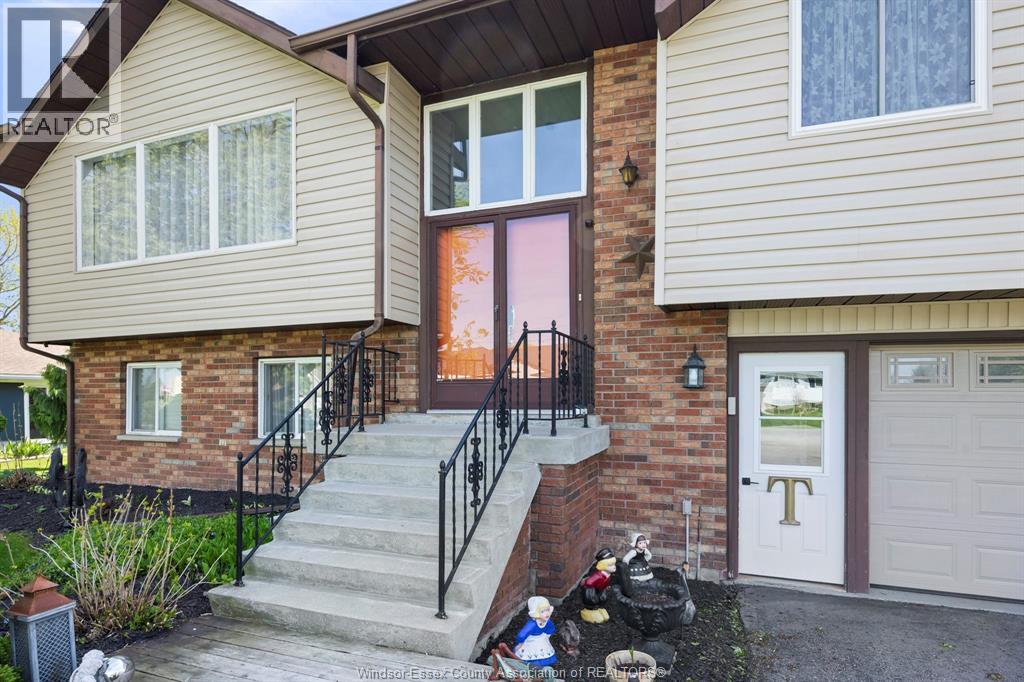 19079 Blue Water Avenue Property Photo 8