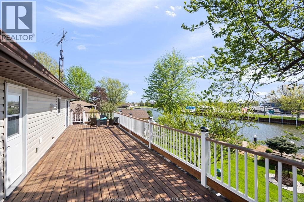 19079 Blue Water Avenue Property Photo 15