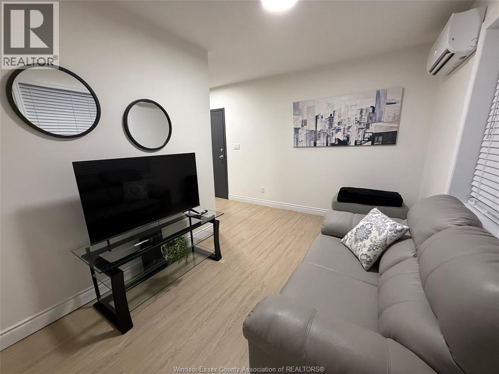 808 Ottawa Street Unit# 3 Property Photo 6